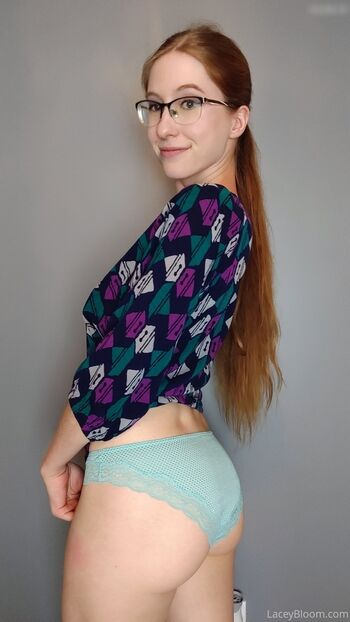 Lacey Bloom