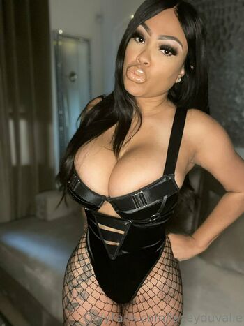 laceyduvalle