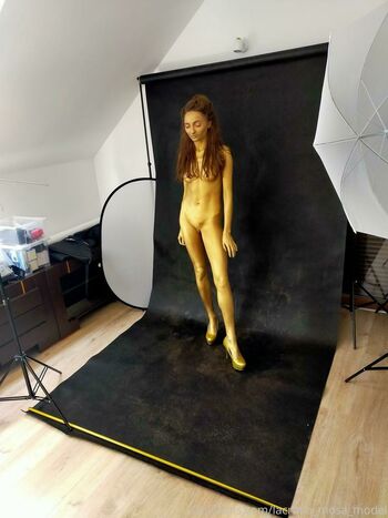 lacrima_mosa_model