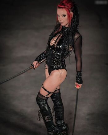 Lady_denight_official