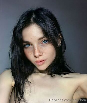 lady_lora