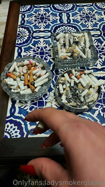 lady.smoker.queen