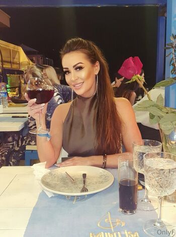 ladyamandarendall