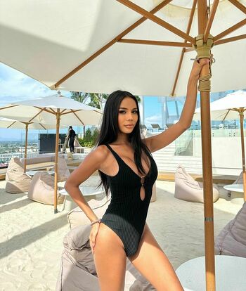 Ladyboy_maria