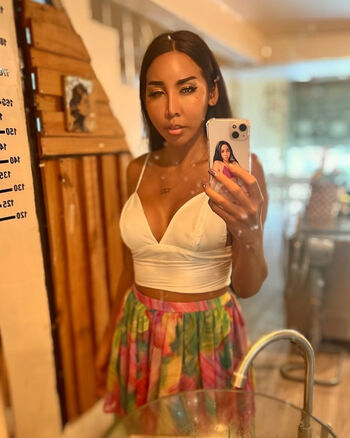 ladyboyshasha