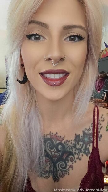 LadyHaradaNiwa