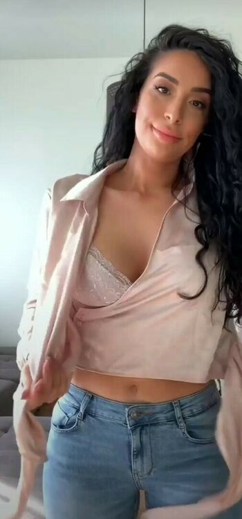 Lamiya Slimani