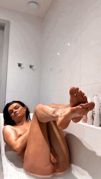 Lana Devone