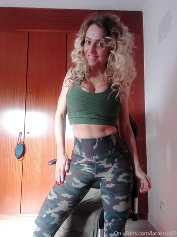 lara_cruz30