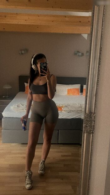 Lara Held