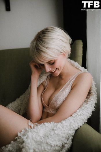 Lara Helmrich