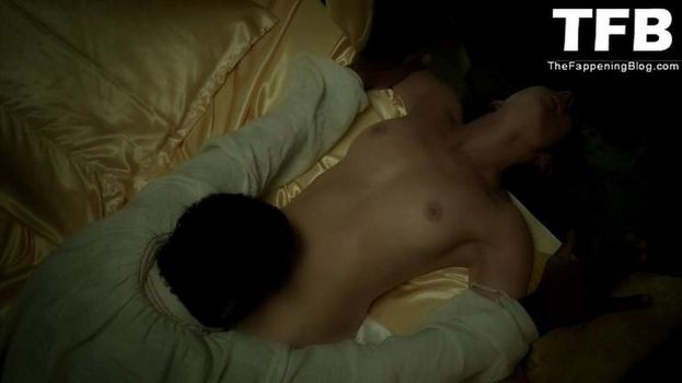 Lara Pulver