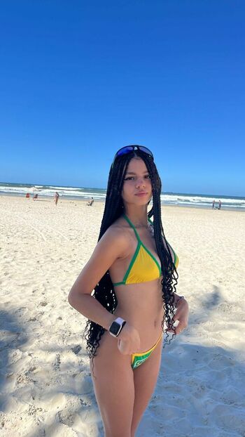 Larissa Kimberly