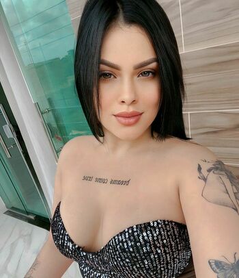 Larissa Lima