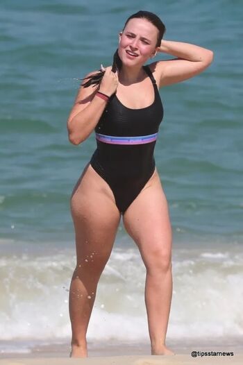 Larissa Manoela