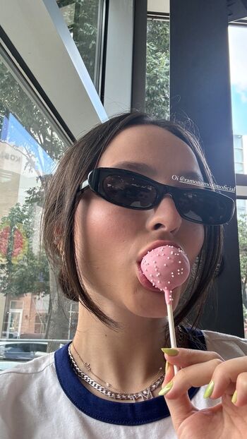 Larissa Manoela