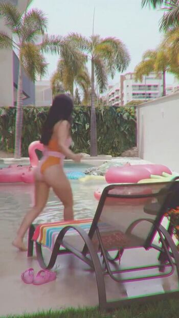 Larissa Manoela