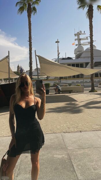 Larissa Oberste