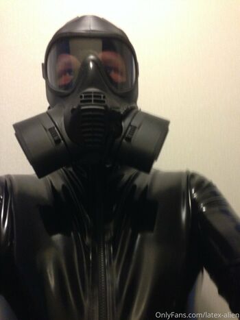 latex-alien