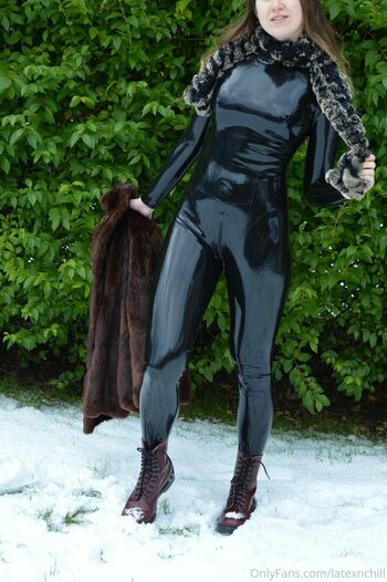 LATEXnCHILL