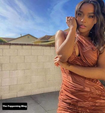 LaToya Tonodeo