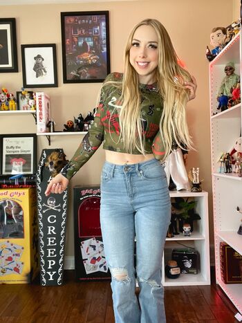 Laura Allie