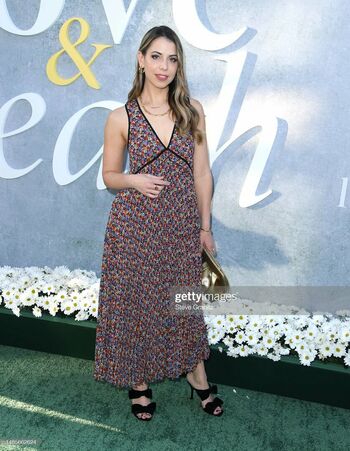 Laura Bailey