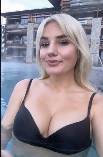 Laura Block