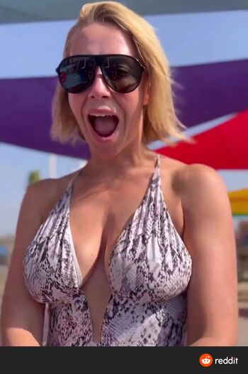 Laura Hamilton
