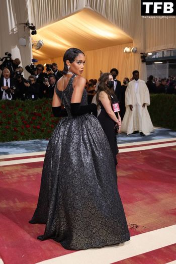 Laura Harrier
