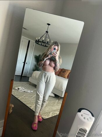 Laura Lux