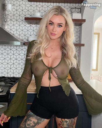 Laura Lux