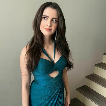 Laura Marano