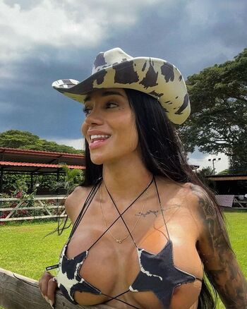 Laura Saenz