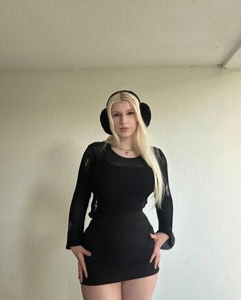 Laura.z57