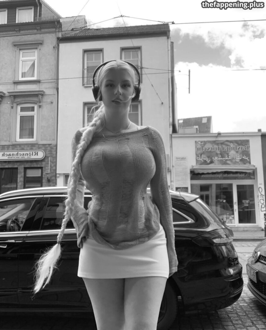 Laura.z57