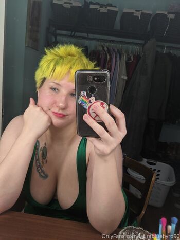 laurabluebyrd90