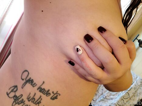 laurajaneuncensored