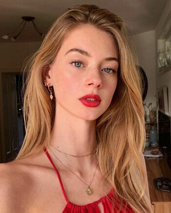 Lauren De Graaf
