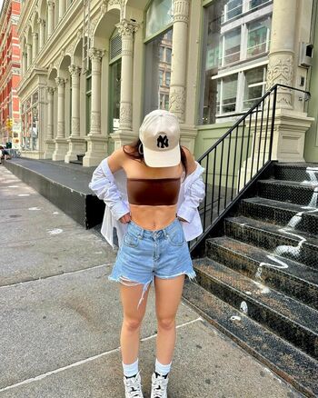 Lauren Gibson