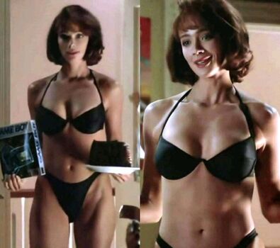 Lauren Holly