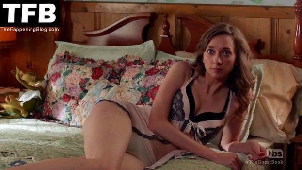 Lauren Lapkus