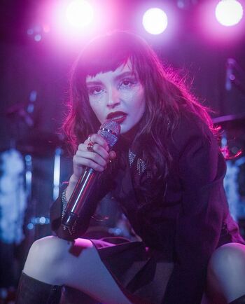 Lauren Mayberry