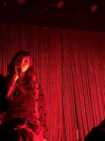 Lauren Mayberry