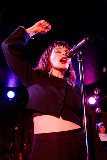Lauren Mayberry