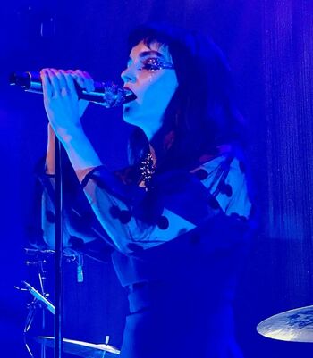 Lauren Mayberry