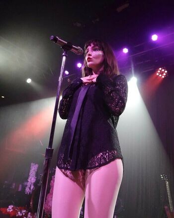 Lauren Mayberry