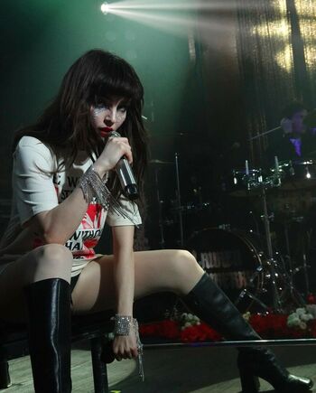 Lauren Mayberry