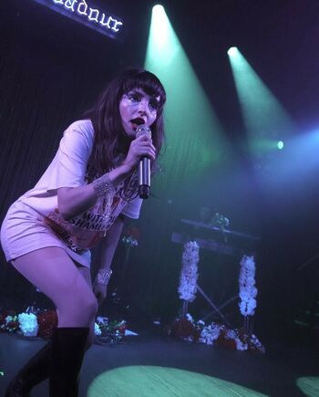 Lauren Mayberry