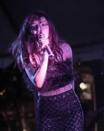 Lauren Mayberry